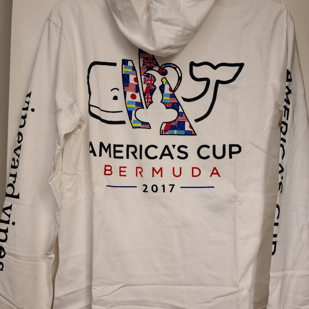 Vineyard Vines Men's LS Hooded Tee